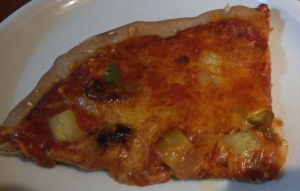 Pizza mit veganem Käse